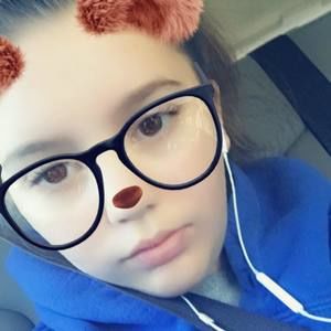 Meet your Posher, Victoria